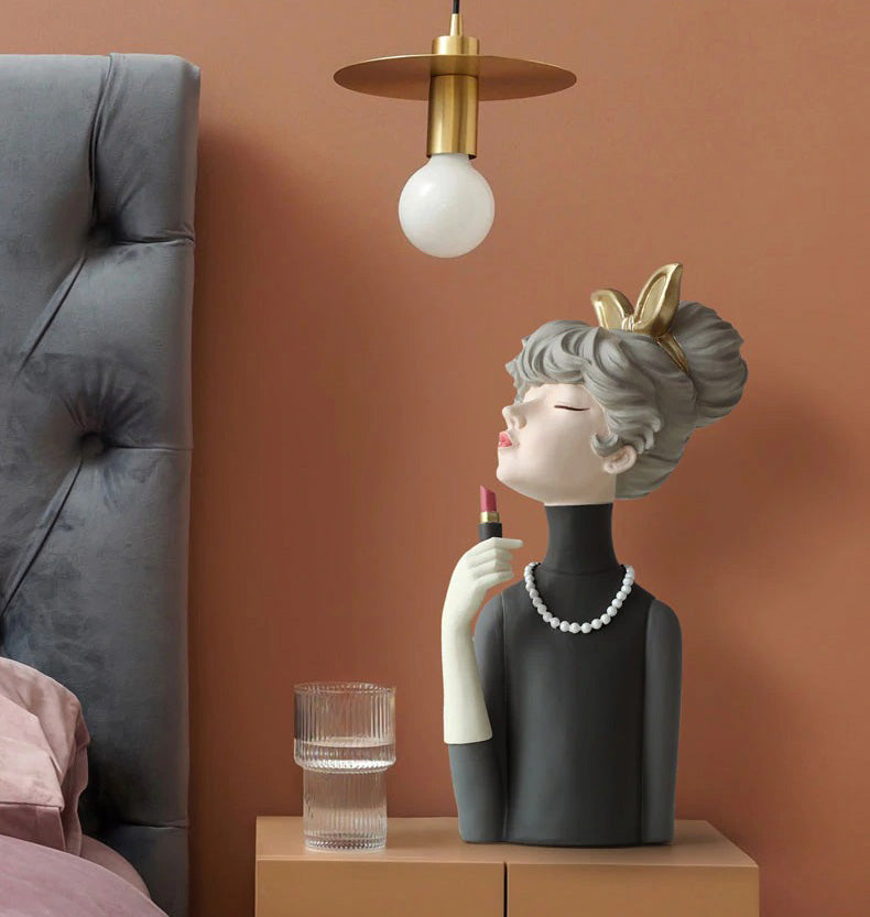 Mischievous Girl Sculpture Ornaments - Starhauz.com