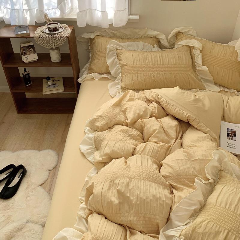 Princesscore Soft Ruffled Bedding Set - Bedding