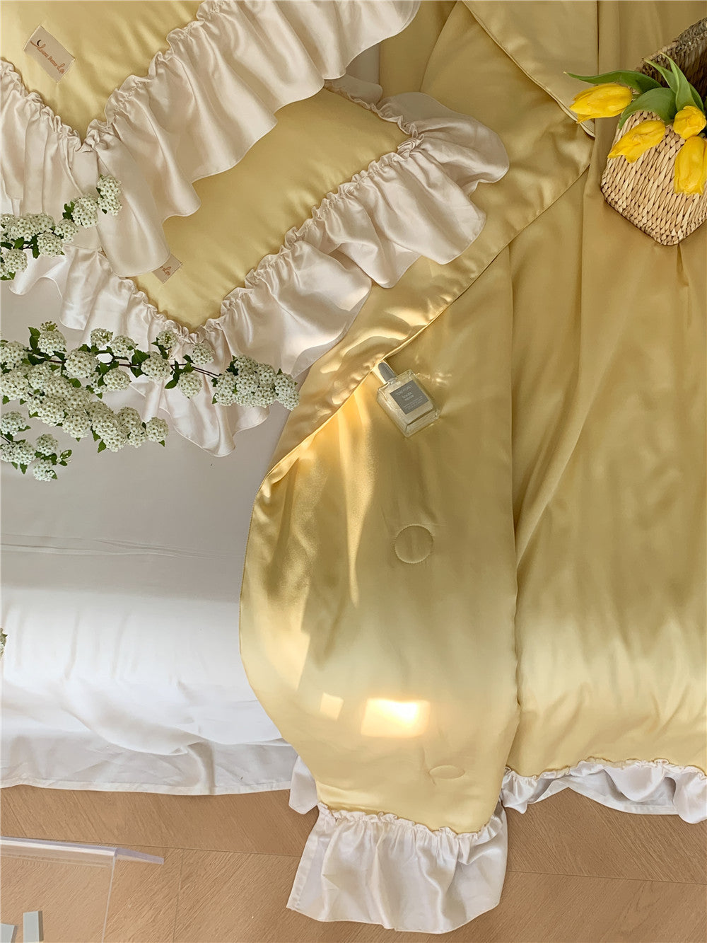 French Aesthetic Silky Satin Ruffle Bedding Set - Starhauz.com