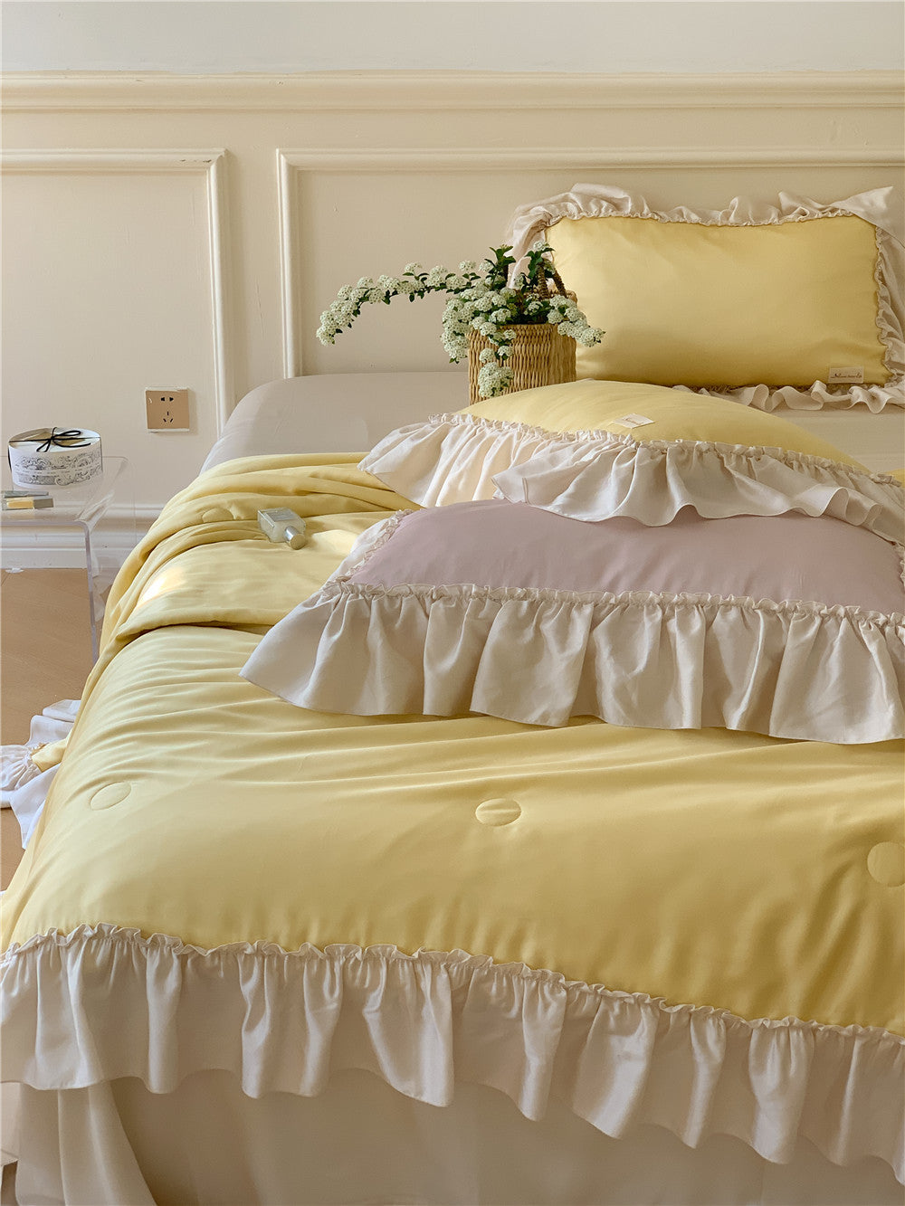 French Aesthetic Silky Satin Ruffle Bedding Set - Starhauz.com
