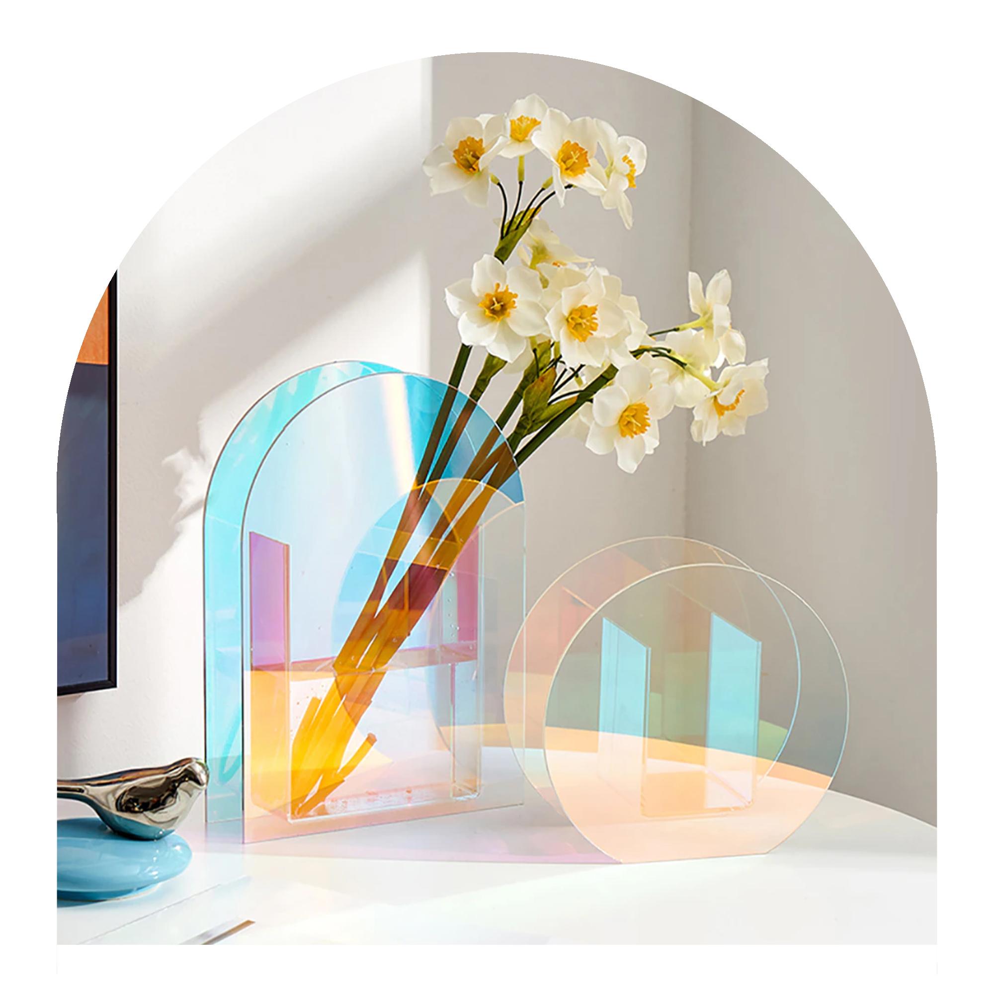 Planters & Vases