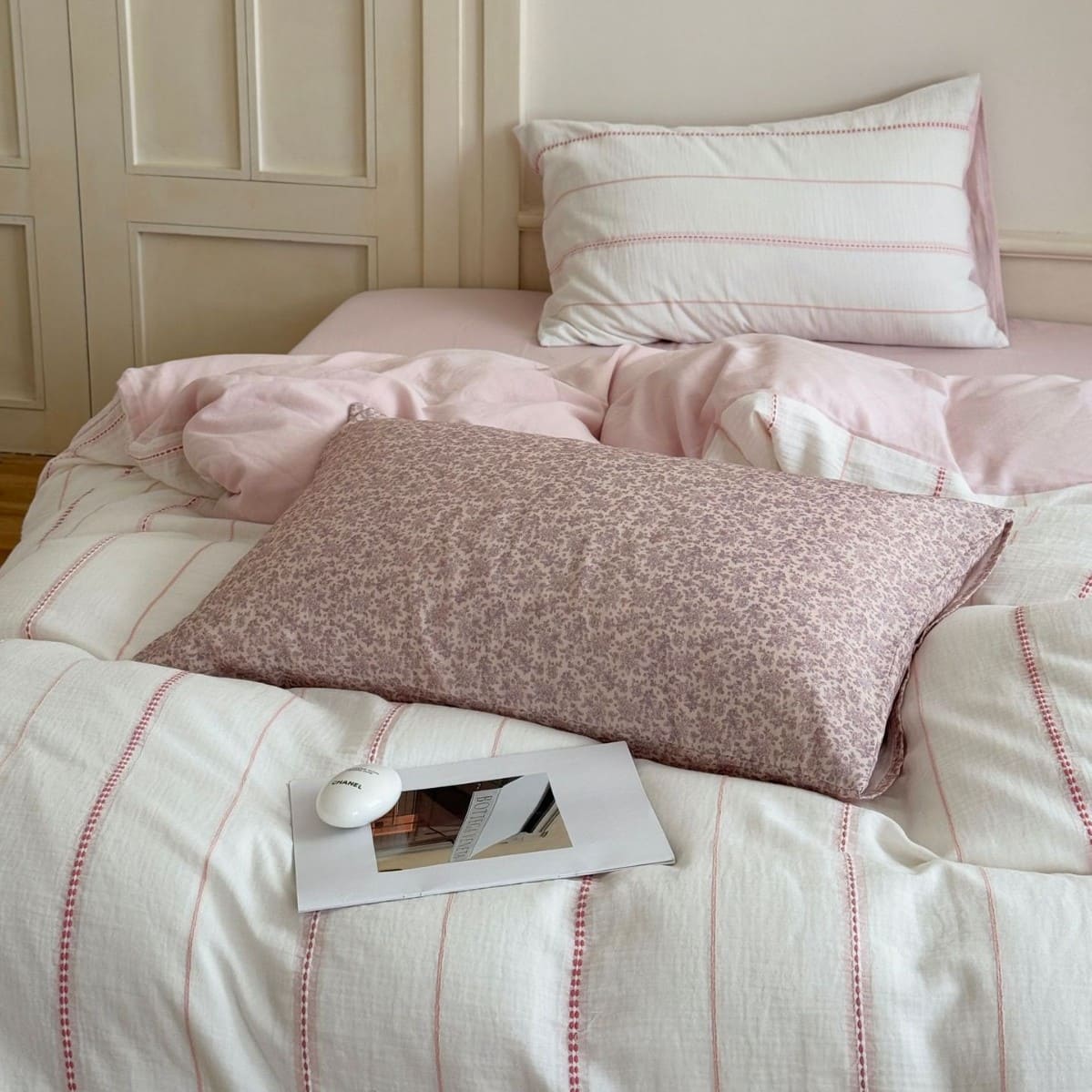 Minimal Pink Floral Stripe Bedding Set - Bedding