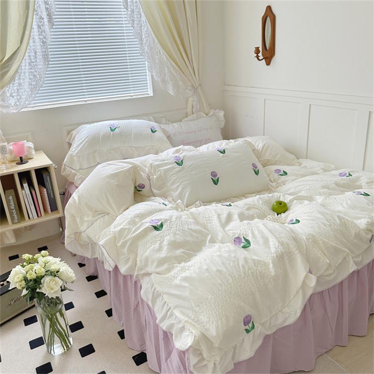 LELVA Girls Bedding Set Lace Ruffle Duvet Cover Sets with Bed Skirt  Princess Bedding Set Vintage Floral Print Duvet Cover Twin Size 4 Piece  (Twin