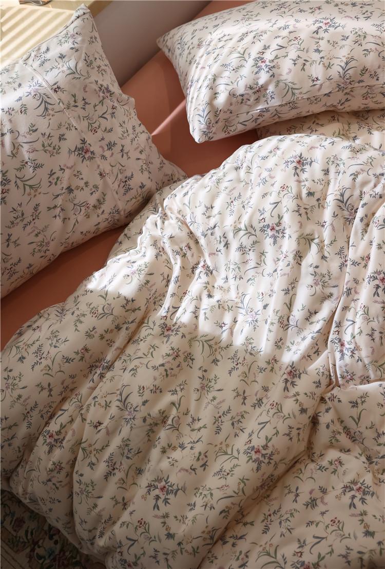 Florence's Floral Print Bedding Set - 