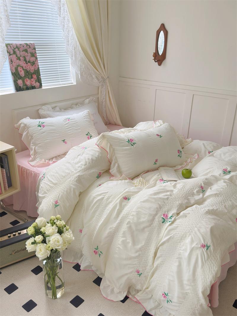 Coquette Aesthetic Ruffle Bedding Set - Bedding