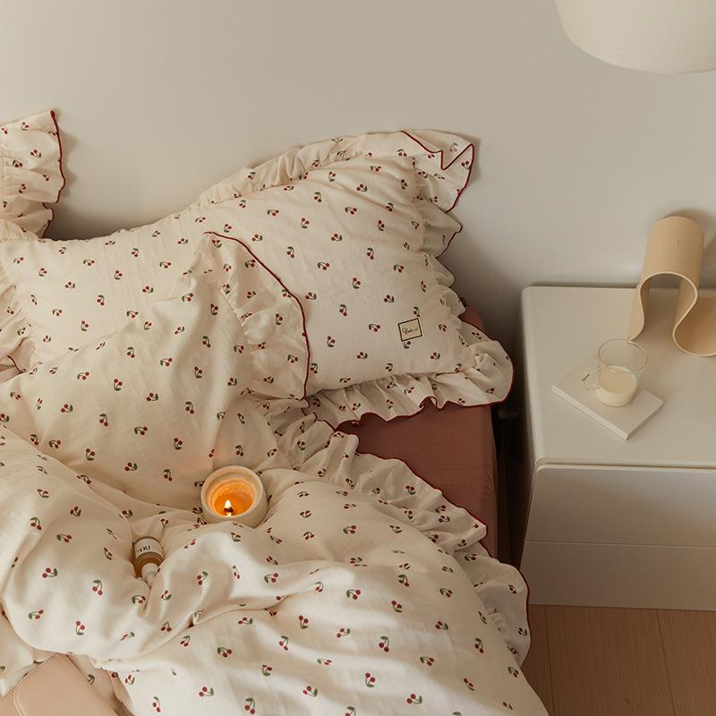 Cottagecore Ruffled Cozy Bedsheet Set - Bedding