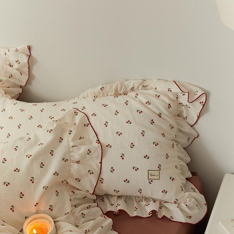 Cottagecore Ruffled Cozy Bedsheet Set - Bedding