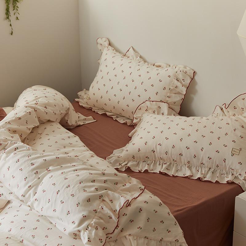 Cottagecore Ruffled Cozy Bedsheet Set - Bedding