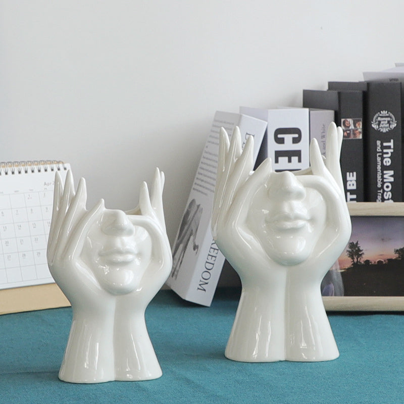 The Shy Face Ceramic Vase - Starhauz.com