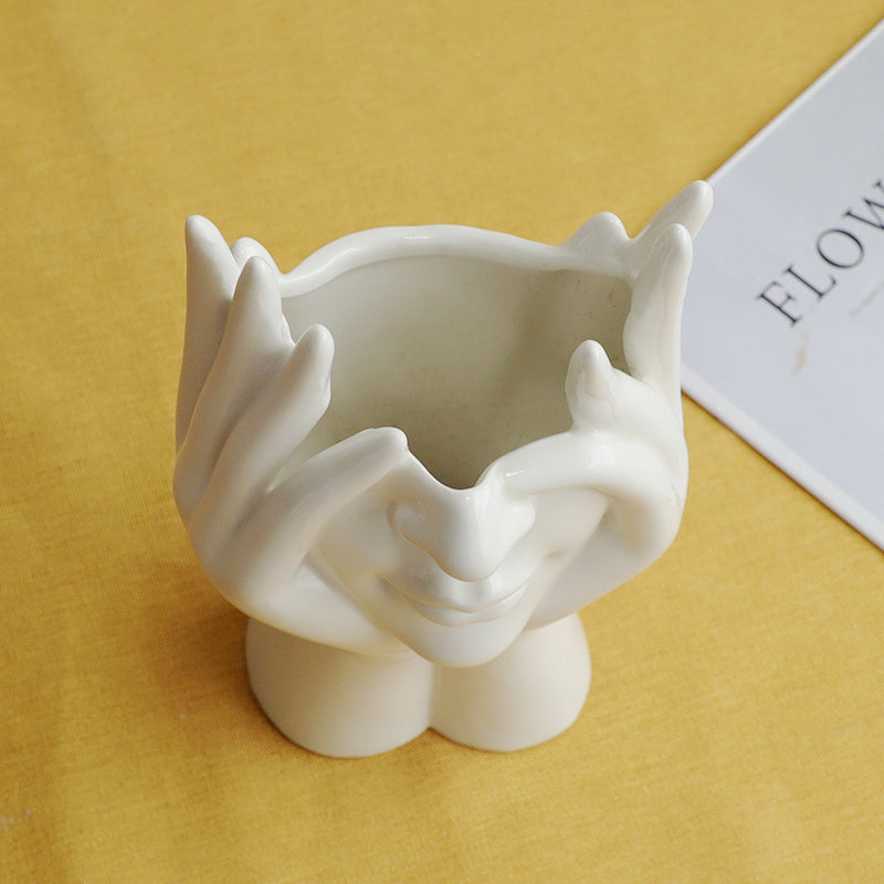 The Shy Face Ceramic Vase - Starhauz.com
