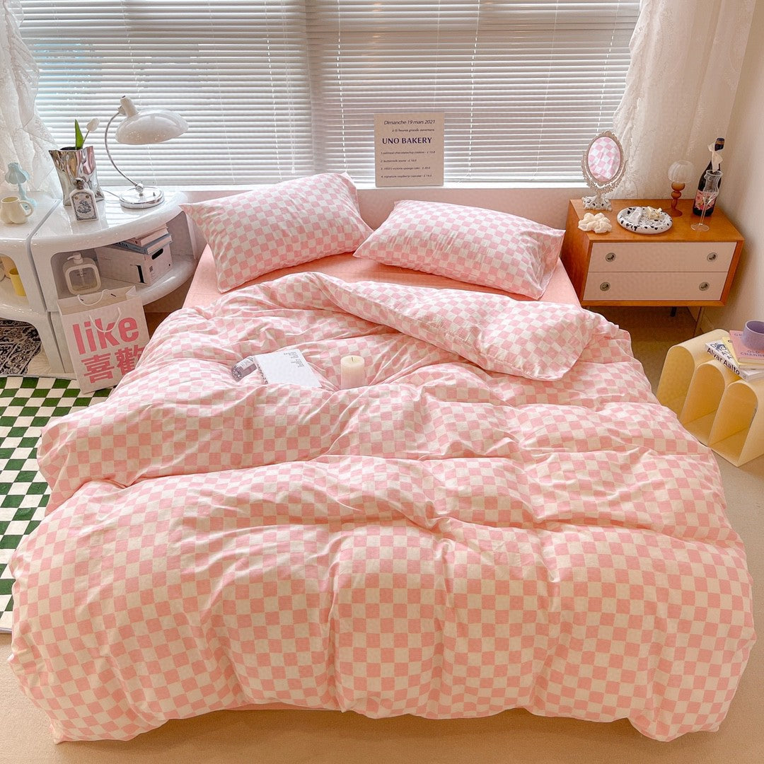 Danish Aesthetic Checkered Pattern Bedding - Starhauz.com