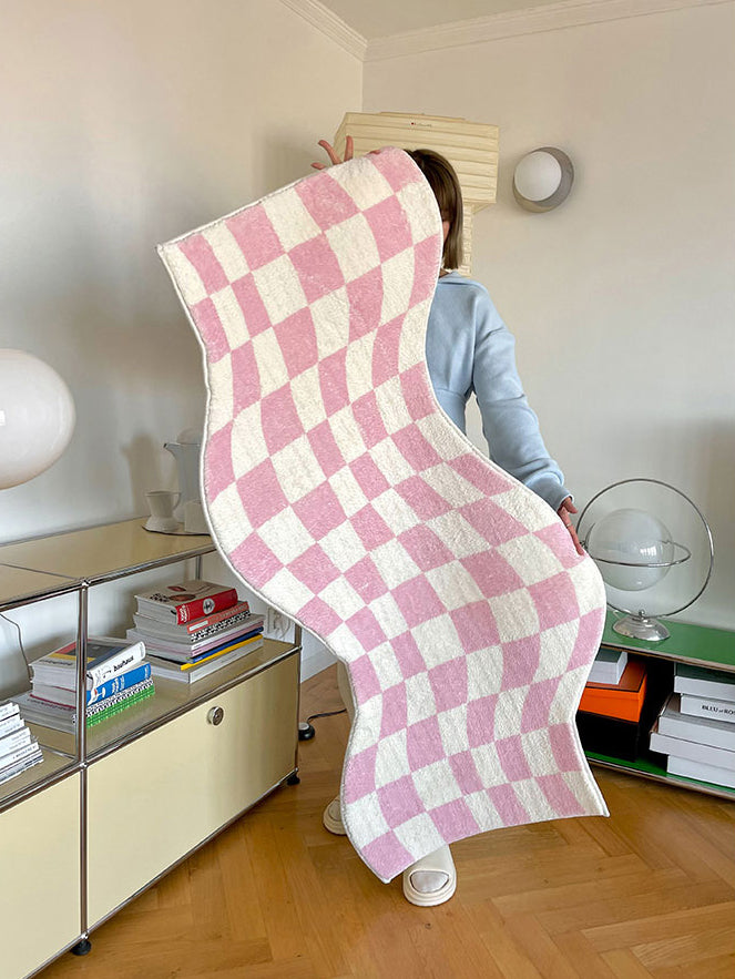 Wavy Checker Pattern Rug Danish Pastel Wavy Checkered Rugs – Starhauz.com