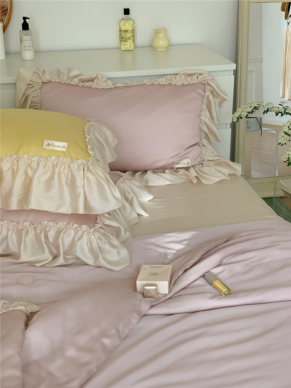 French Aesthetic Silky Satin Ruffle Bedding Set - Starhauz.com