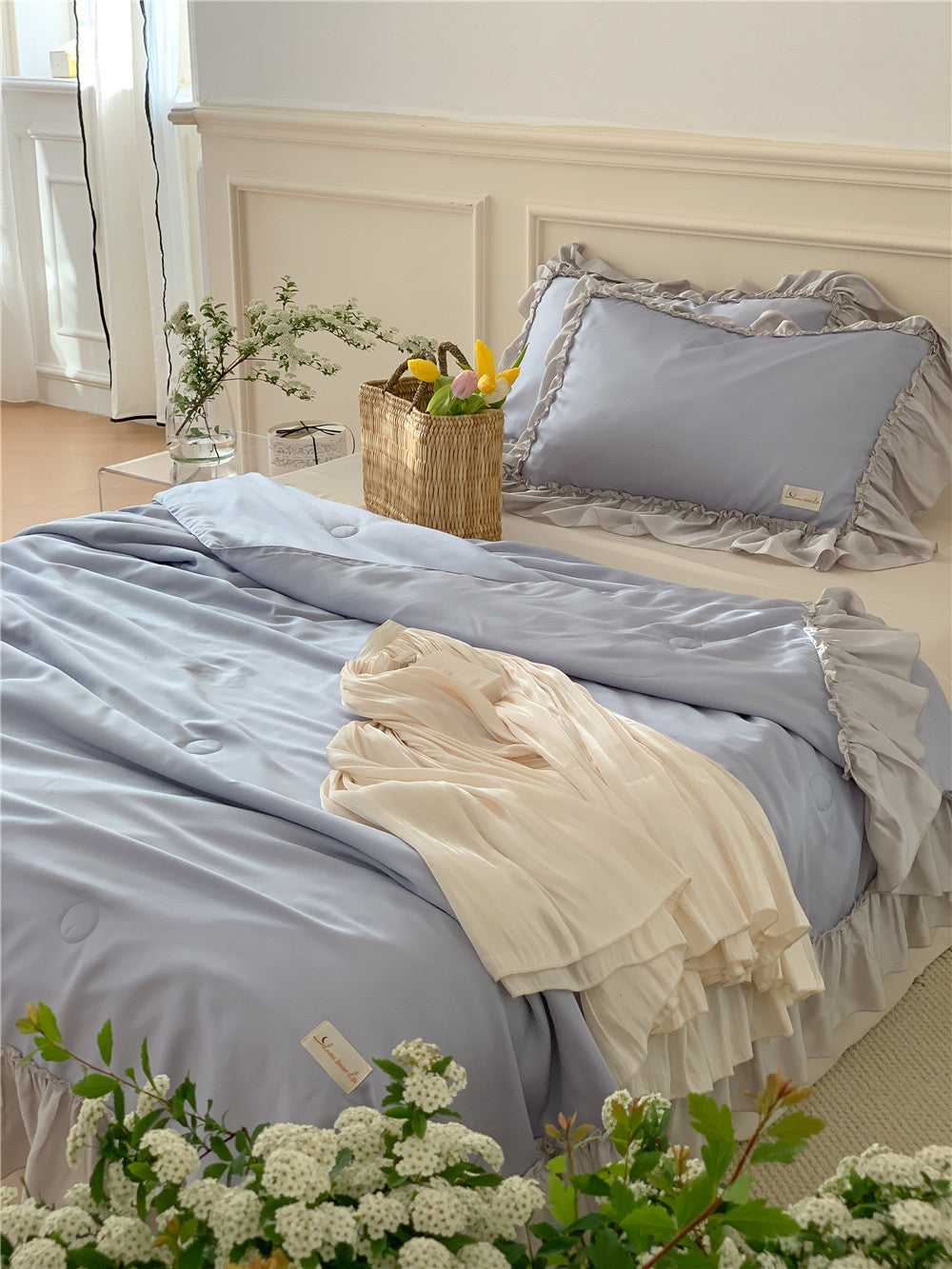 French Aesthetic Silky Satin Ruffle Bedding Set - Starhauz.com